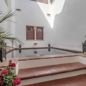 Apartamento Apartasuites Alberca Deluxe, Córdoba